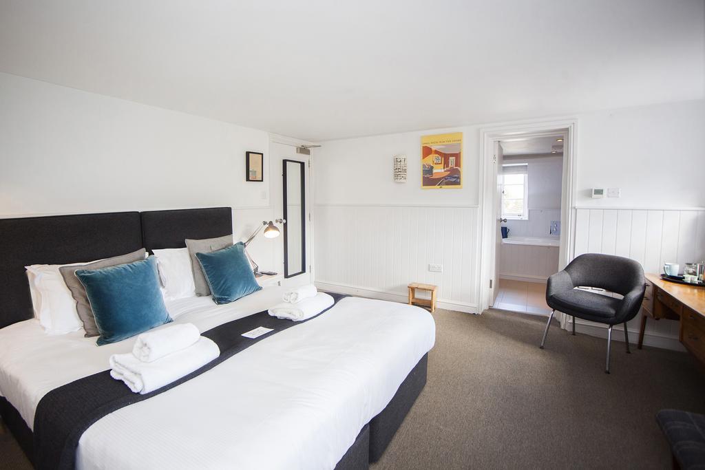 Hotel The Swan Wedmore Exterior foto